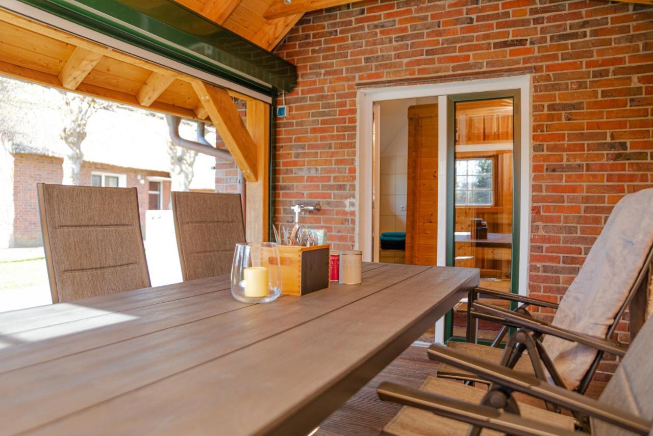 Vila Reetdach Ostfriesenhaus Südbrookmerland Exteriér fotografie